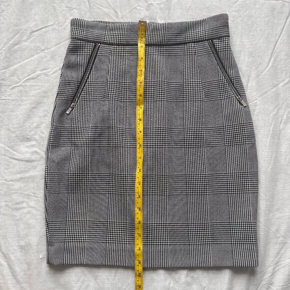 H&M Women’s Pencil Skirt Size 6 Black & White Check Knee Length Stretch - Picture 1 of 4